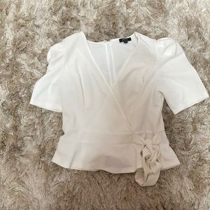 White peasant sleeve top